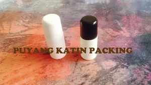 Botella de plástico de 30 ml con rollo encendido y tapa de color