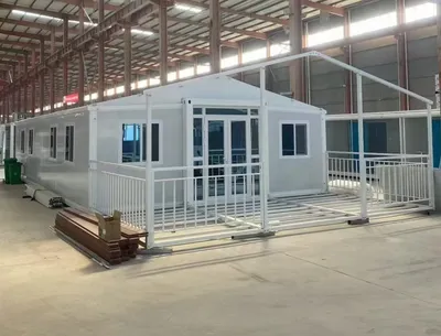 Casa de contenedores expandible con techo y terraza