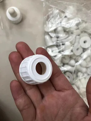 Capa blanca de 28 'con bombilla de goma de silicona y pipeta