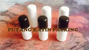 Botella de plástico de 50 ml con roll-on